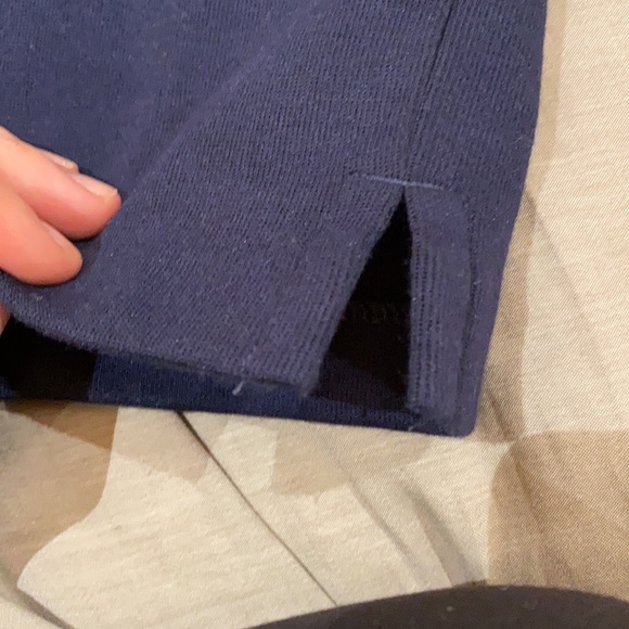 Sweater - Picture 5 of 5